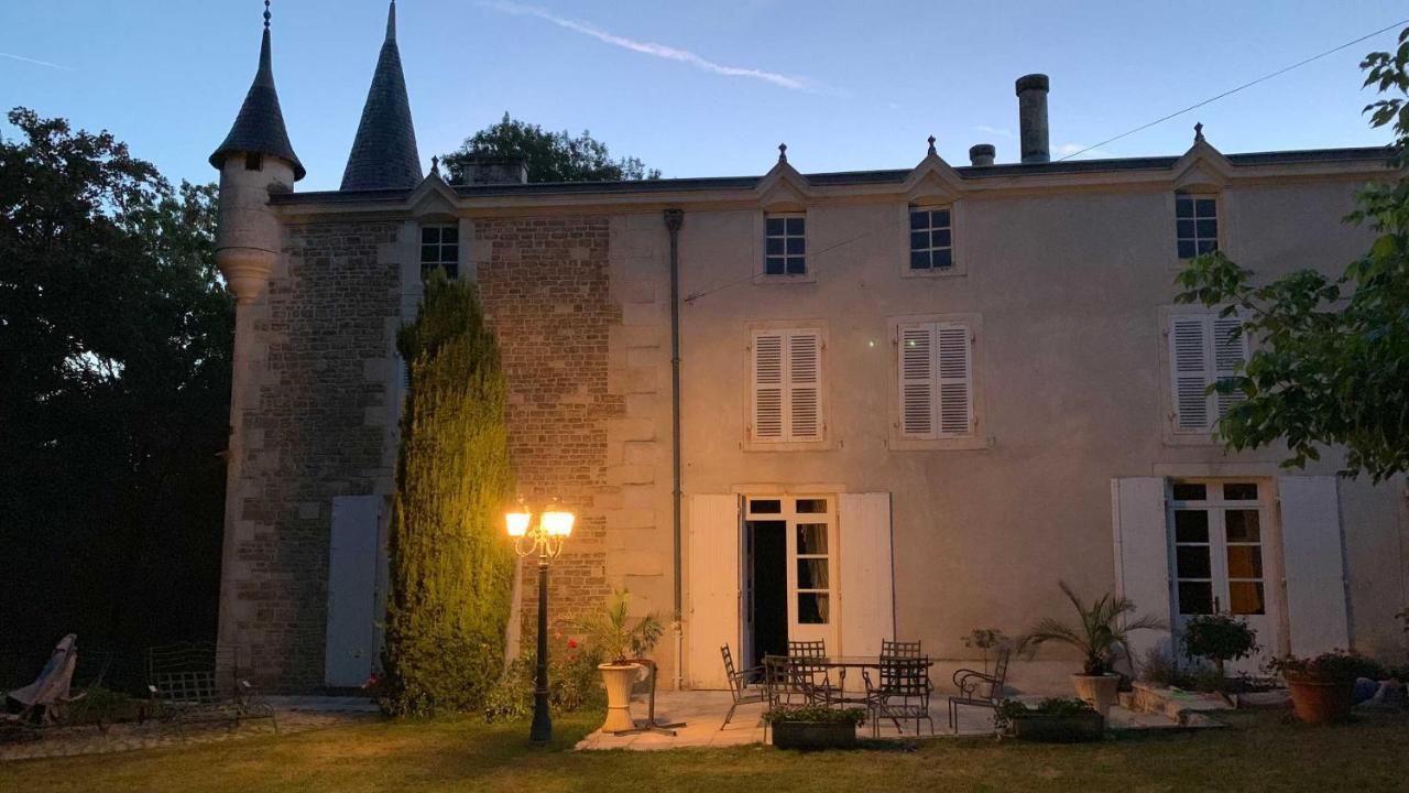 Mazette! Le Chateau Niort Ngoại thất bức ảnh
